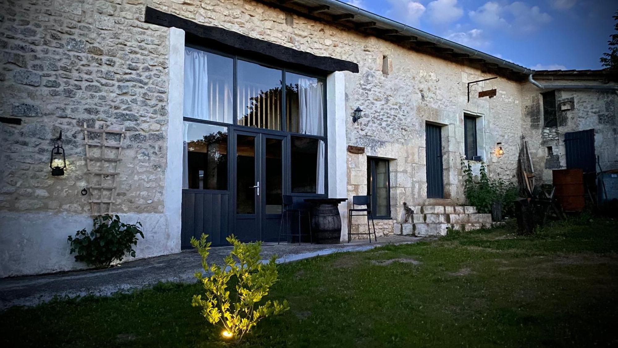 Metairie Des Gacheries Champagne-et-Fontaine Экстерьер фото